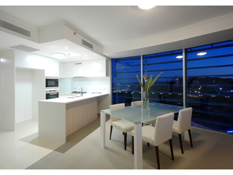 Coolangatta QLD 4225