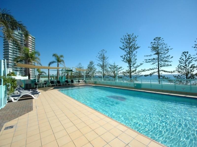 3/70 Marine Parade, Coolangatta QLD 4225