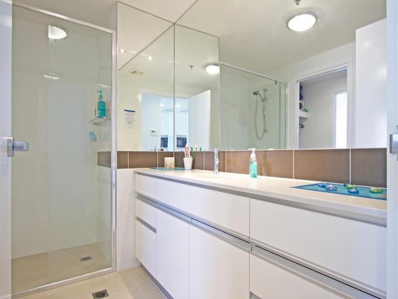 Coolangatta QLD 4225