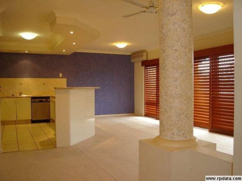 11/139 Golden Four Drive, Bilinga QLD 4225