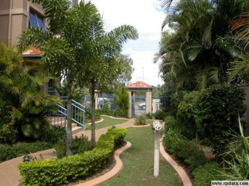 11/139 Golden Four Drive, Bilinga QLD 4225