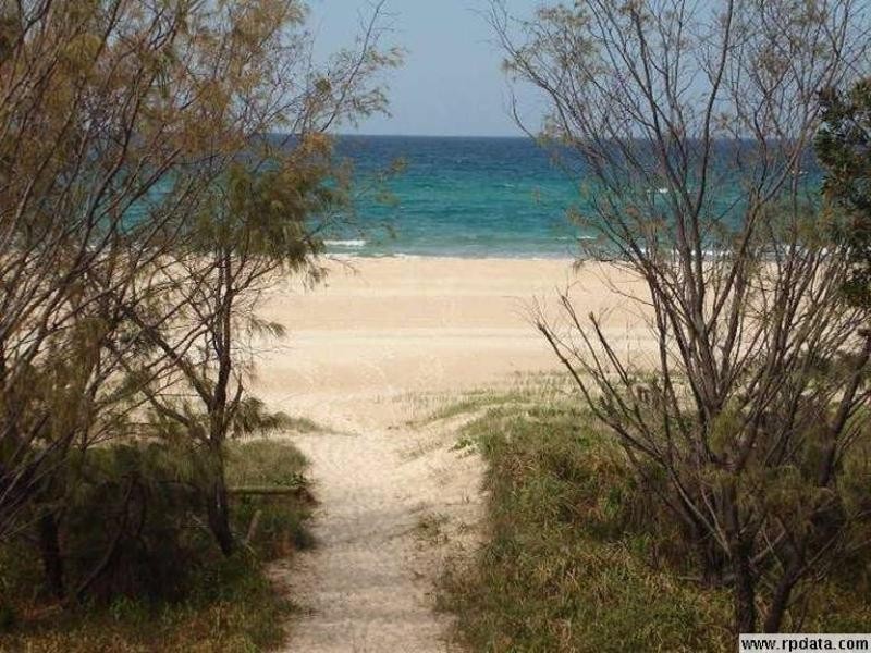 11/139 Golden Four Drive, Bilinga QLD 4225