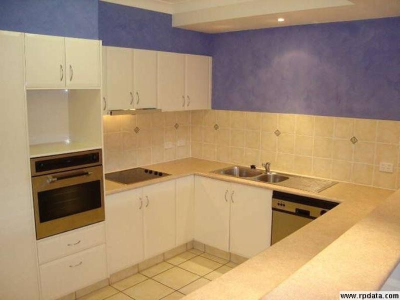 11/139 Golden Four Drive, Bilinga QLD 4225