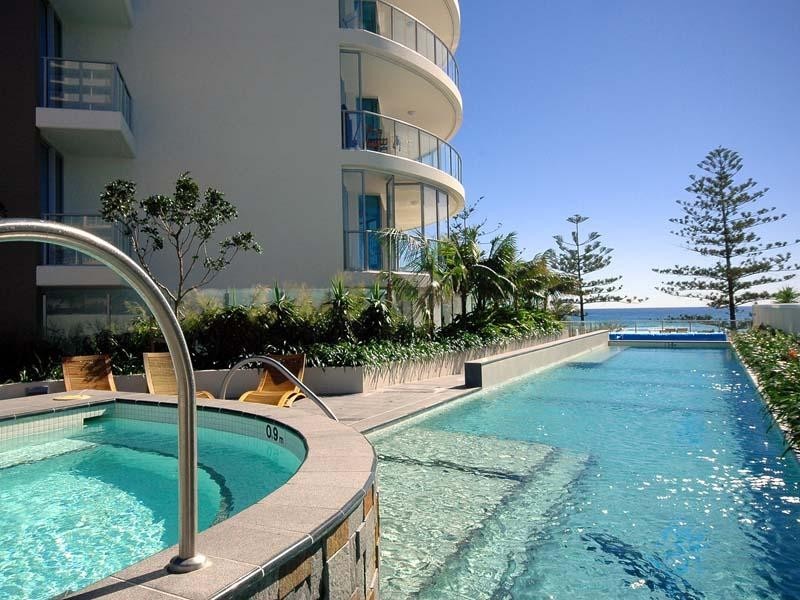 Coolangatta QLD 4225