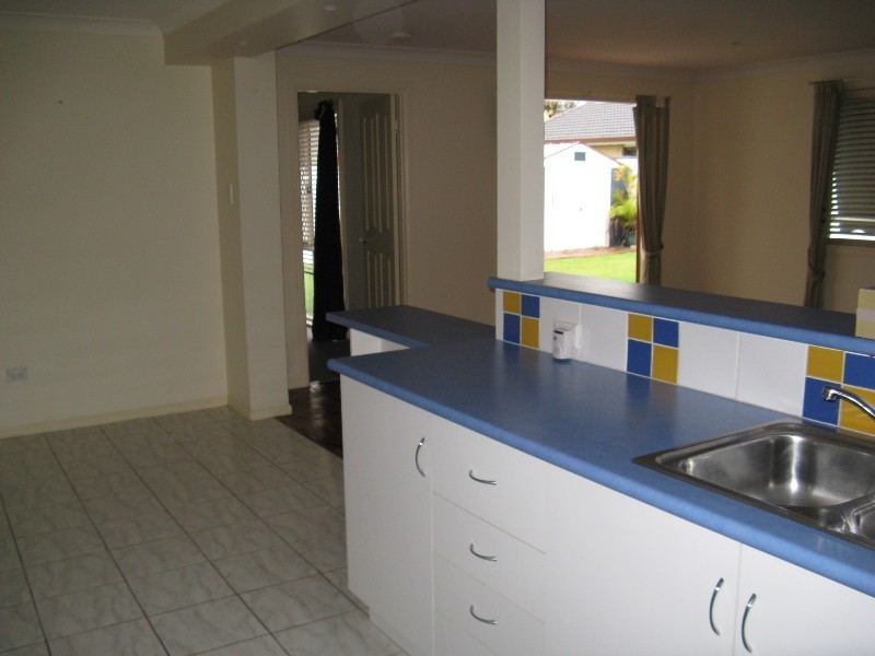 19 Riviera Avenue, Tweed Heads West NSW 2485