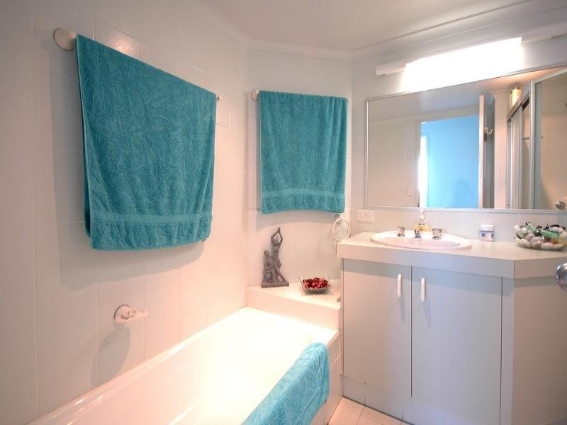 Coolangatta QLD 4225