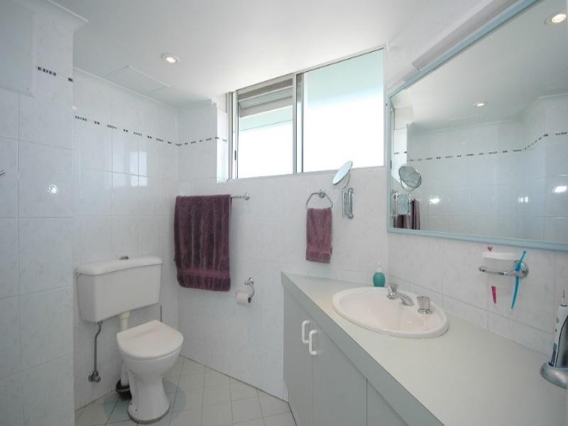 Coolangatta QLD 4225