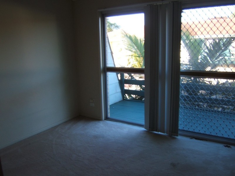 2/180 Kennedy Drive, Tweed Heads West NSW 2485