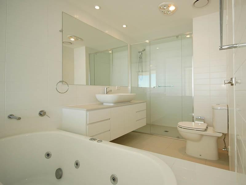 406/2 Creek Street, Kirra QLD 4225