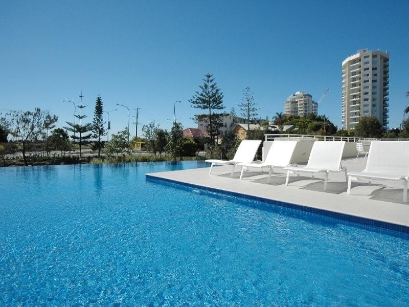 406/2 Creek Street, Kirra QLD 4225