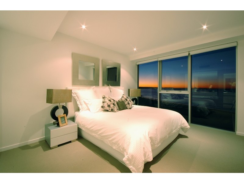 Coolangatta QLD 4225