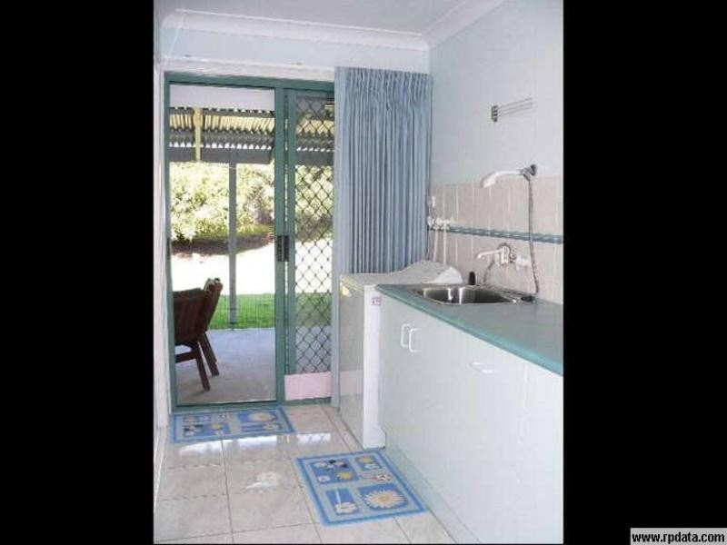 17 Oakland Parade, Banora Point NSW 2486