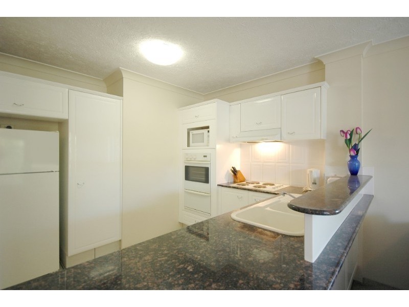 24/147 Golden Four Drive, Bilinga QLD 4225