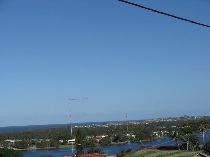 11 Pacific Drive, Banora Point NSW 2486