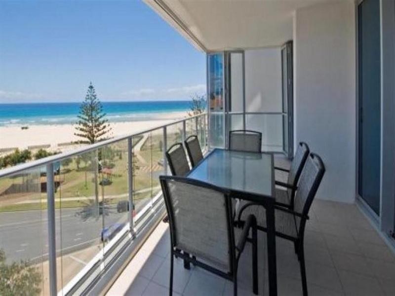 601/110 Marine Parade, Coolangatta QLD 4225