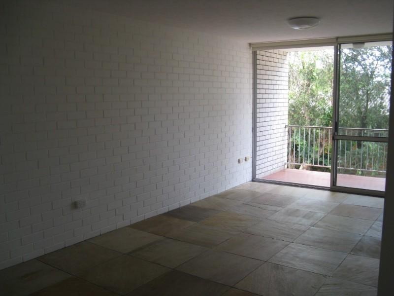 2/28 Miles Street, Kirra QLD 4225