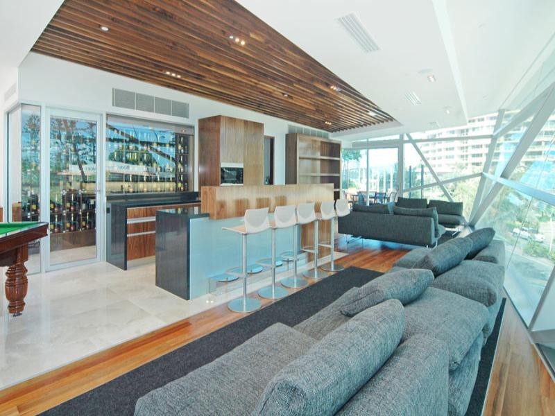 Coolangatta QLD 4225