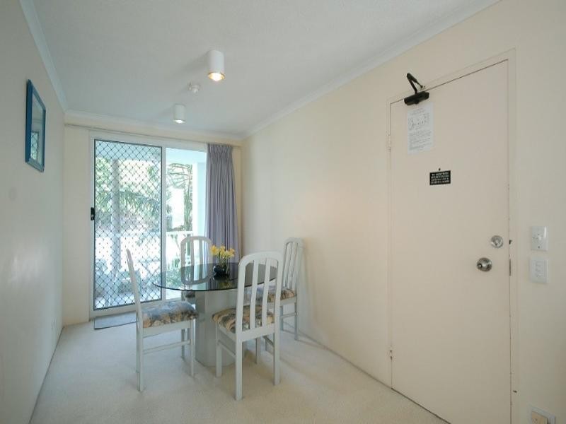 Coolangatta QLD 4225