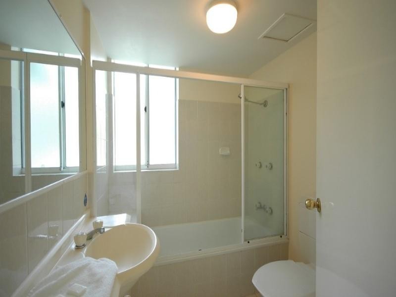 Coolangatta QLD 4225