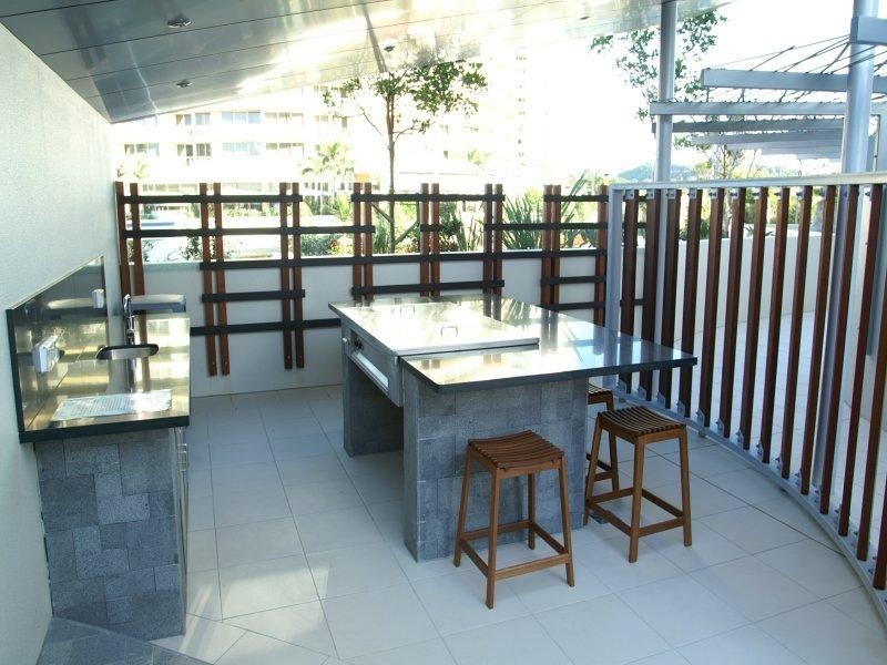 Coolangatta QLD 4225