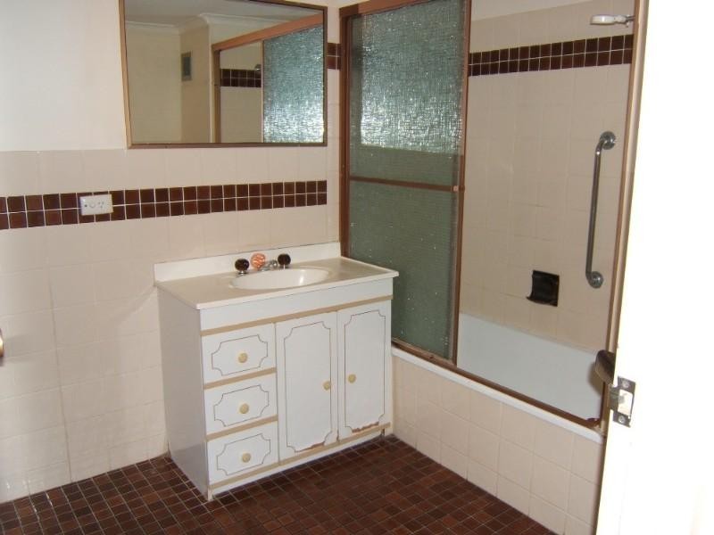 2/1 Tweed Street, Coolangatta QLD 4225