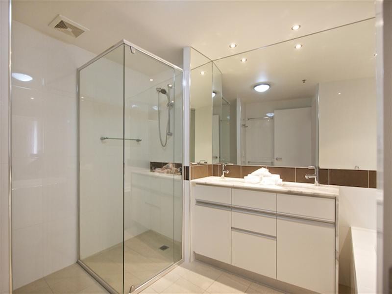 Coolangatta QLD 4225