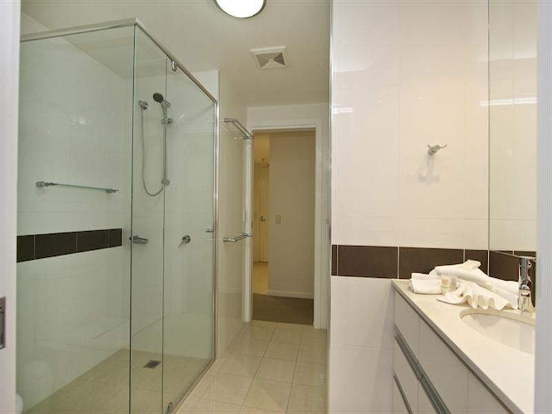 Coolangatta QLD 4225