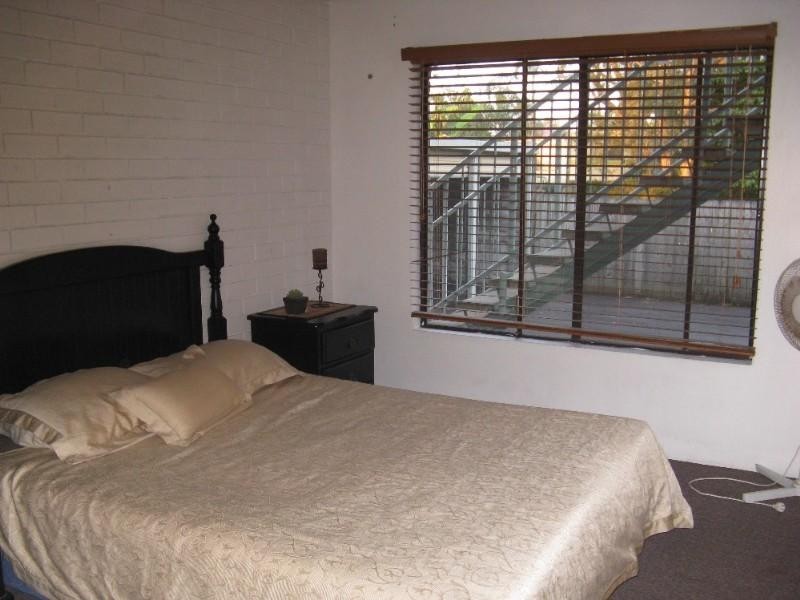 2/155 A Kennedy Drive, Tweed Heads NSW 2485