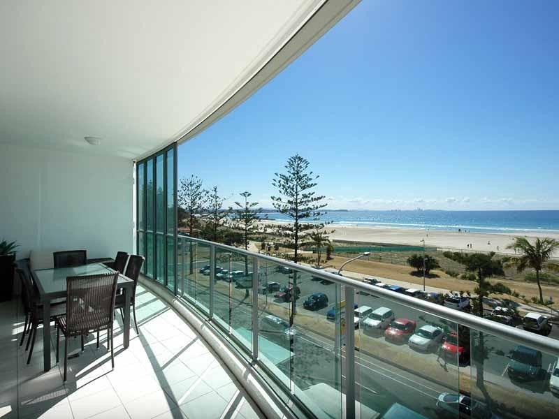 Coolangatta QLD 4225