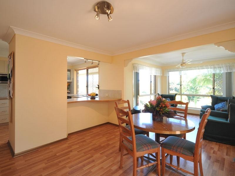 17 Muirfield Place, Banora Point NSW 2486