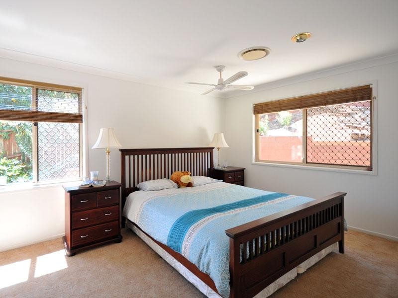 17 Muirfield Place, Banora Point NSW 2486