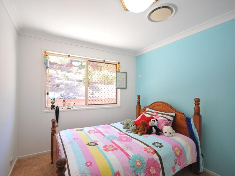 17 Muirfield Place, Banora Point NSW 2486