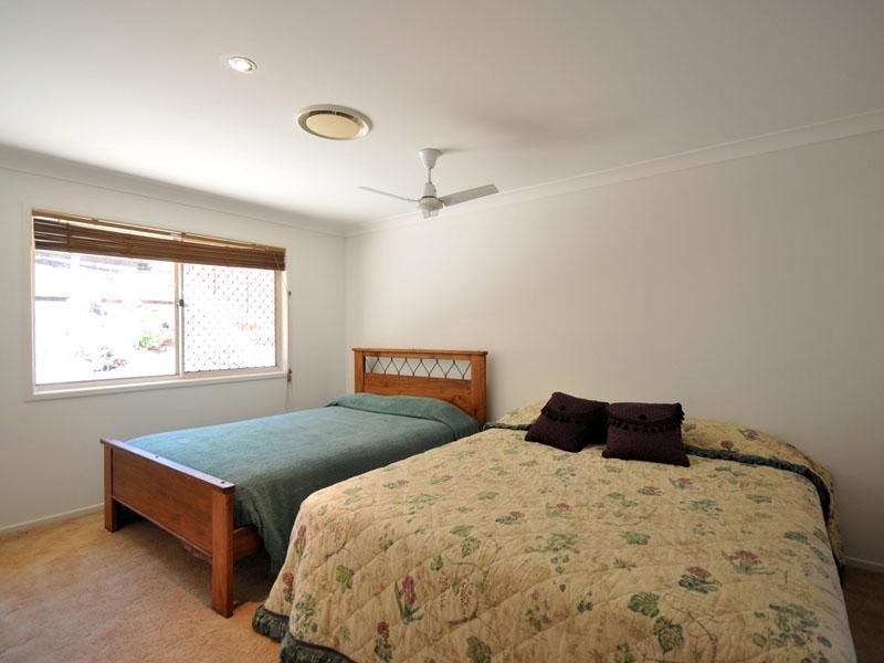 17 Muirfield Place, Banora Point NSW 2486