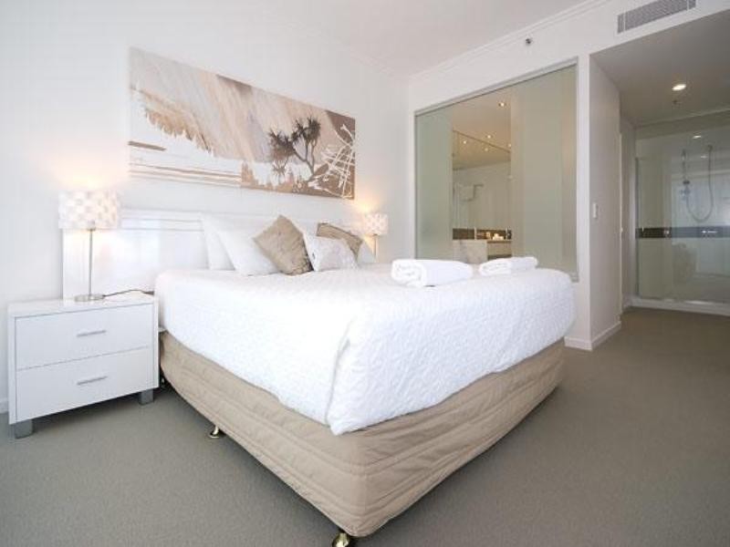 Coolangatta QLD 4225