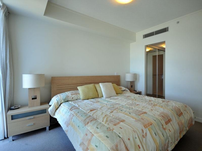 Coolangatta QLD 4225