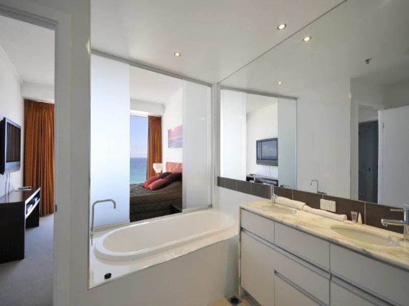 Coolangatta QLD 4225