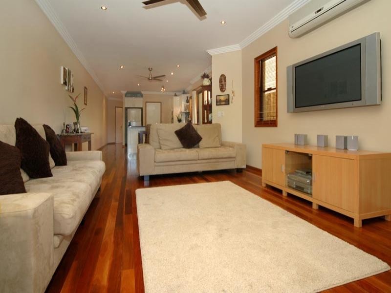 18a First Avenue, Palm Beach QLD 4221