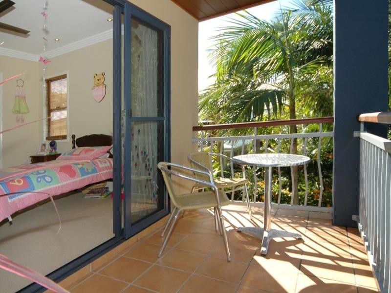 18a First Avenue, Palm Beach QLD 4221