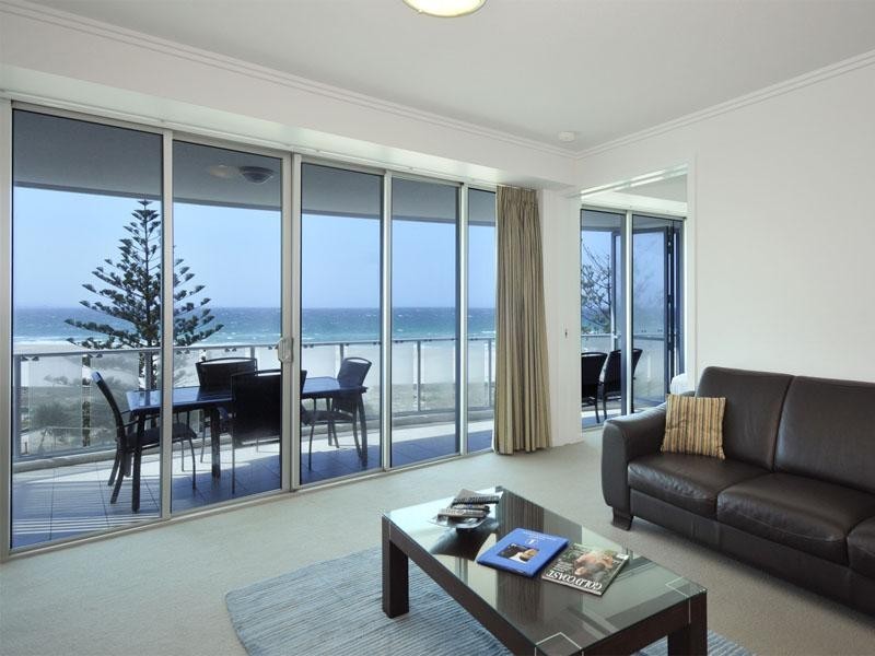 Coolangatta QLD 4225