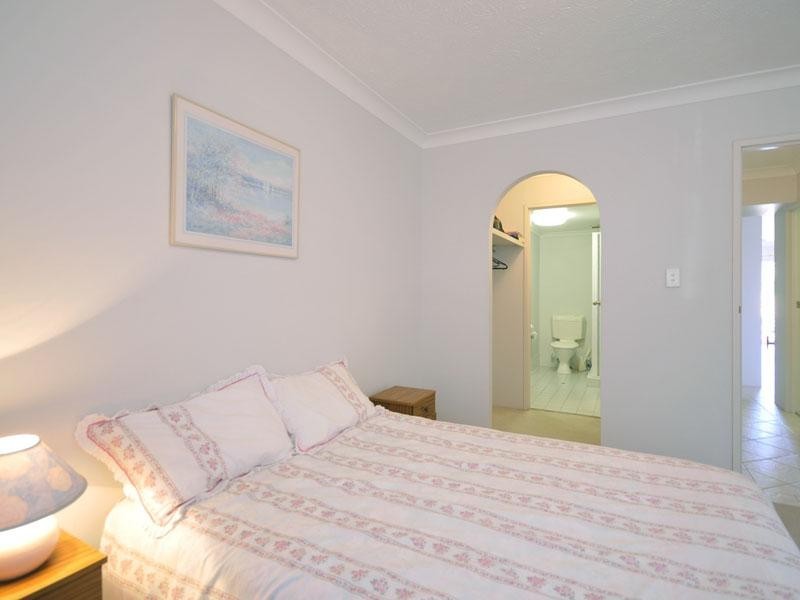 Coolangatta QLD 4225