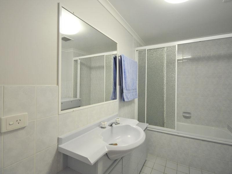 Coolangatta QLD 4225