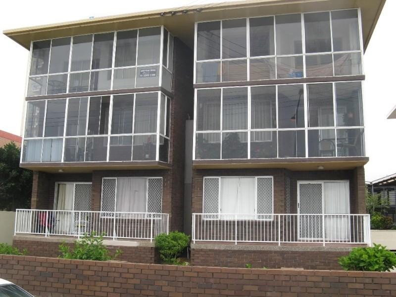 2/8 Musgrave Street, Kirra QLD 4225