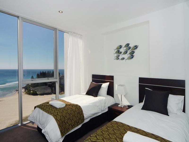 Coolangatta QLD 4225