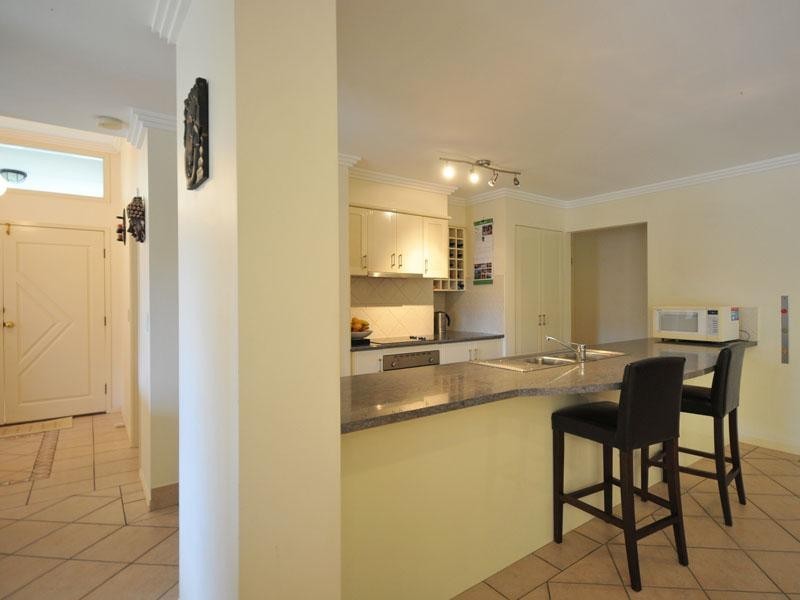 18 Breynia Court, Elanora QLD 4221