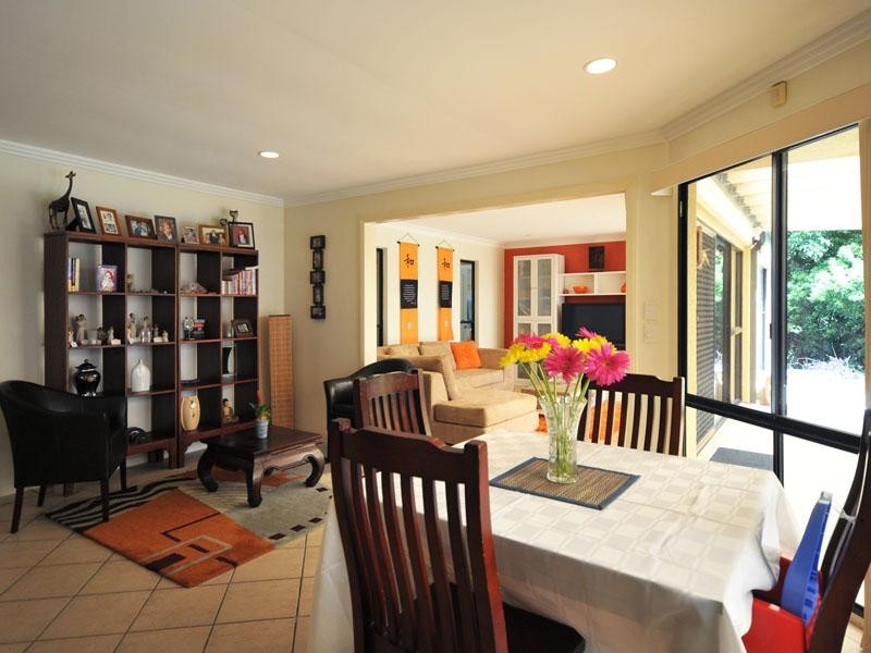 18 Breynia Court, Elanora QLD 4221