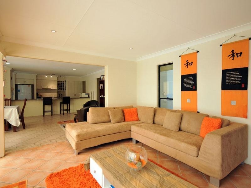 18 Breynia Court, Elanora QLD 4221