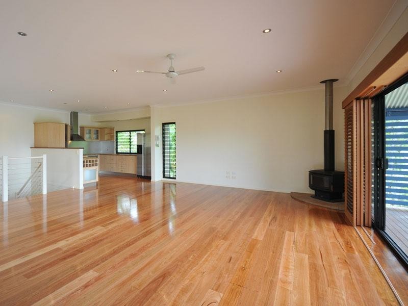 50 Ballow Street, Coolangatta QLD 4225