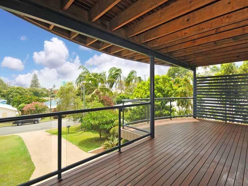 50 Ballow Street, Coolangatta QLD 4225