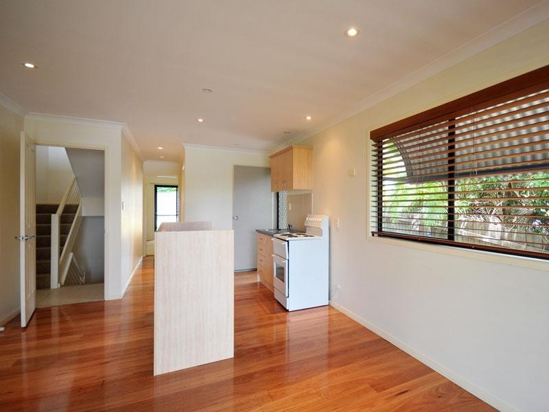 50 Ballow Street, Coolangatta QLD 4225