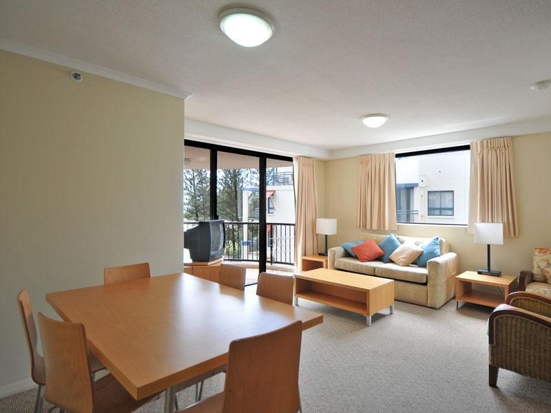 Coolangatta QLD 4225
